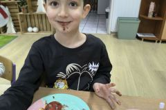 69f43050-1ac6-48c2-a24e-e5299f7370d9