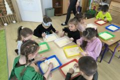 e07800b4-9786-454c-a6fc-e7c79185b4c3