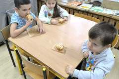 52a791df-87e6-461e-aa64-f179a3d95963