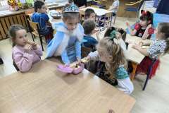 7334cd83-2d1b-4df3-b112-fe11cdabc3cb