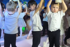 533eb3c6-46f2-4844-8392-a9323e98fddd