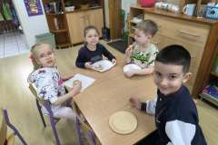 0ecd2834-97aa-4ad0-8135-27d726d82bb7